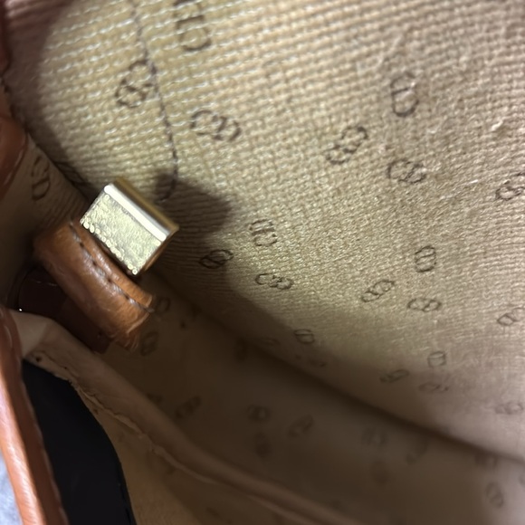 Christian Dior Vintage black shiny canvas and tan leather shoulder bag - Picture 15 of 17